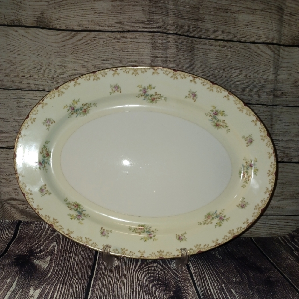 Vintage MEITO CHINA Oval Serving Platter, Hand Painted, 16"x11.5", Gold Trim
